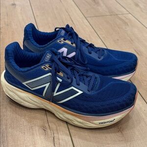 New Balance Women’s 1080 Fresh Foam Blue Running Shoes